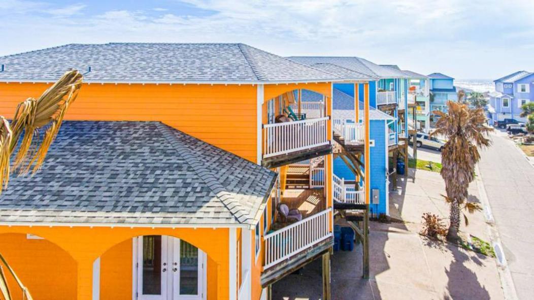 7 Bedroom Home Steps To The Beach With 4 Patios And Pool! Sleeps 20 Port Aransas Exteriör bild
