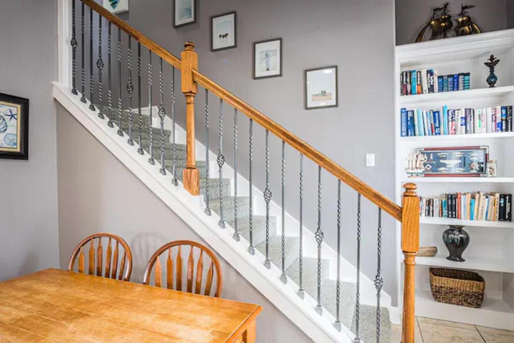 7 Bedroom Home Steps To The Beach With 4 Patios And Pool! Sleeps 20 Port Aransas Exteriör bild