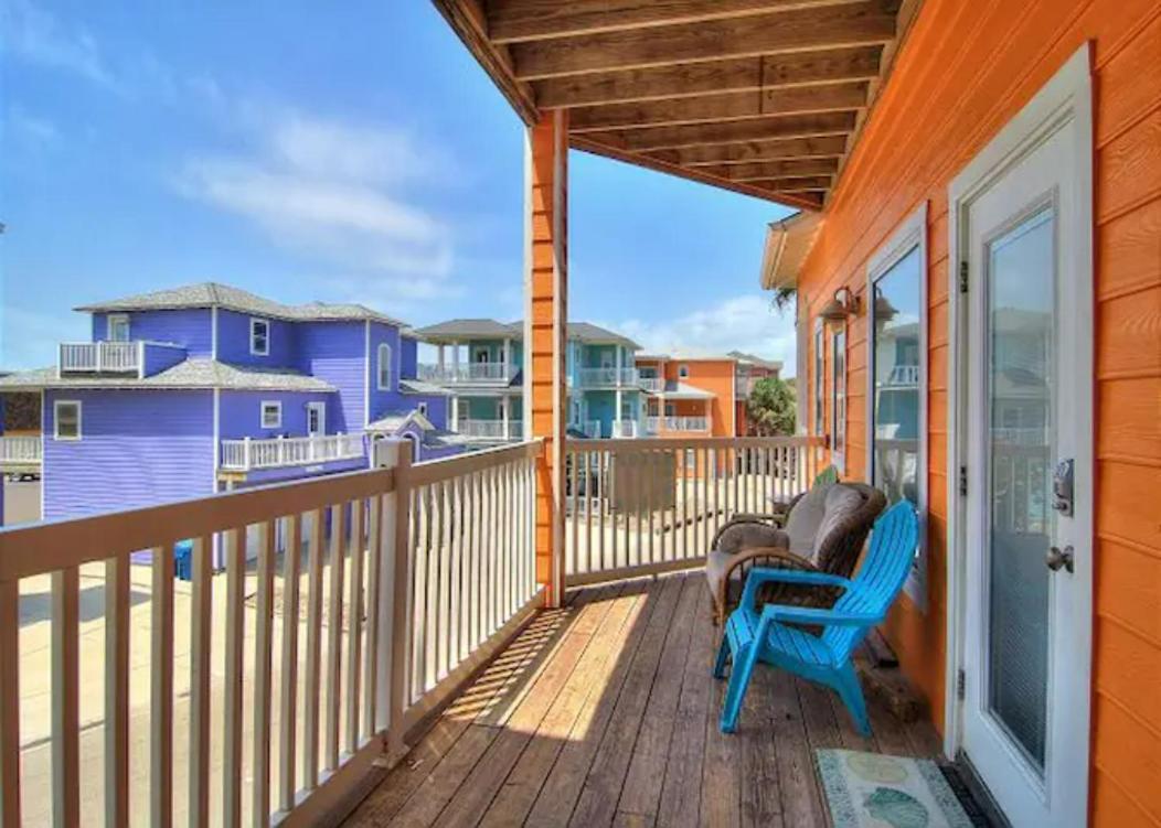 7 Bedroom Home Steps To The Beach With 4 Patios And Pool! Sleeps 20 Port Aransas Exteriör bild